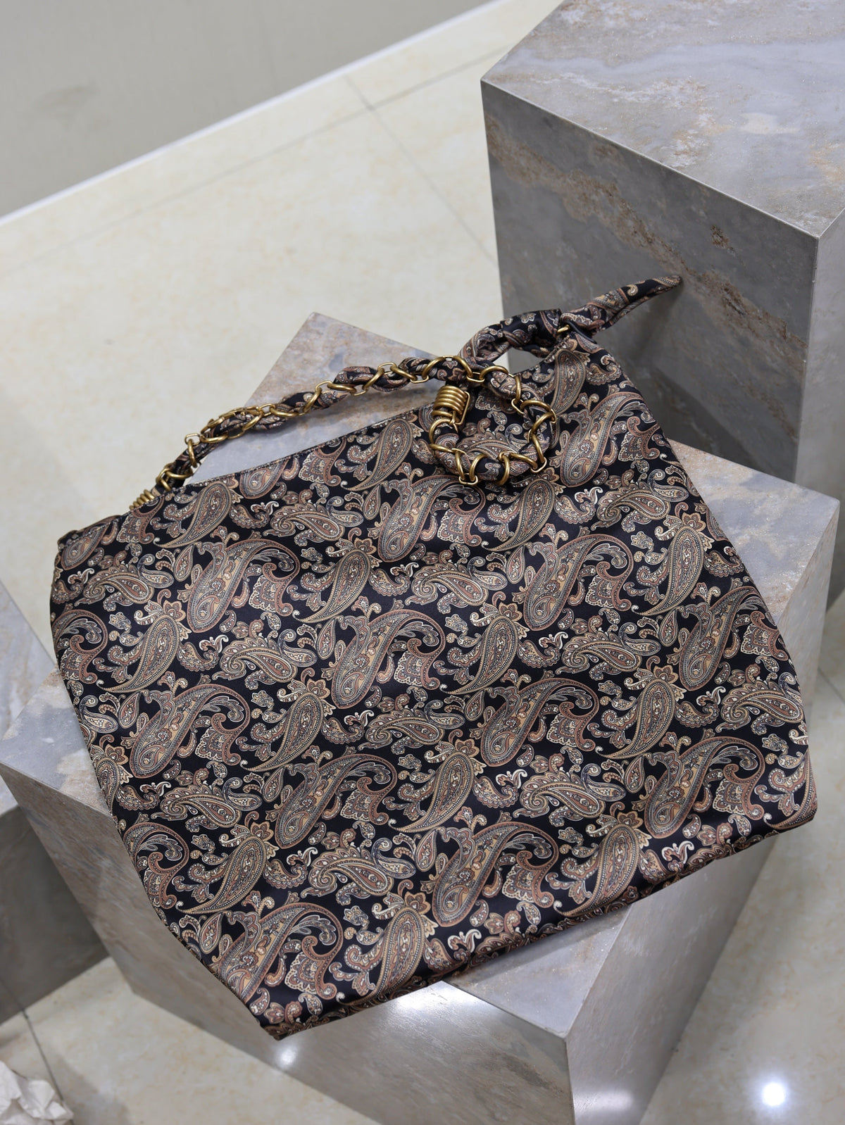 YSL 25S AMALIA 50 IN NAVY MULTICOLOR  SILK TWILL GOLD HARDWRE