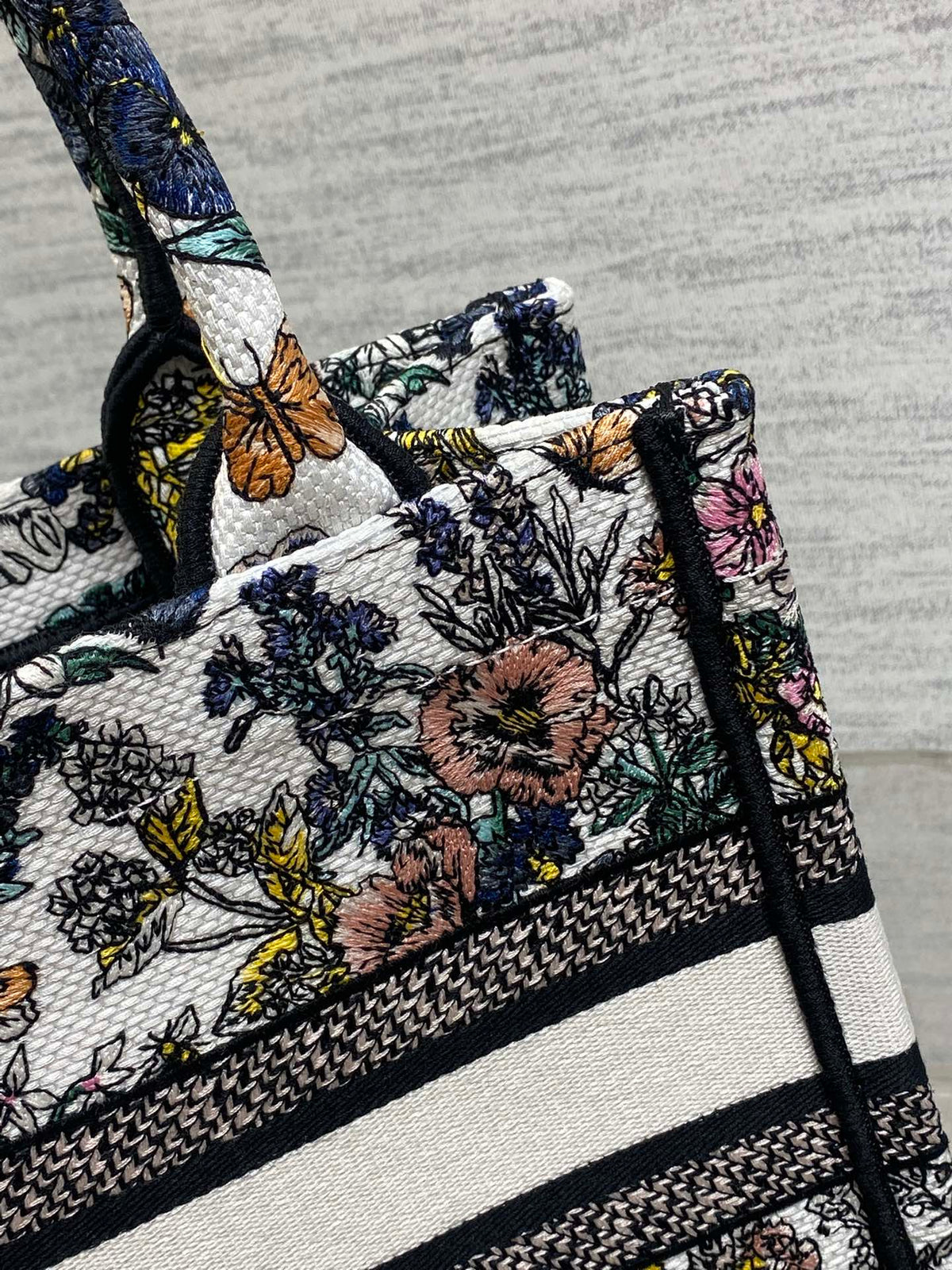 DIOR 25S LUCKY SMALL DIOR BOOK TOTE 26 IN MULTICOLOR DIOR FLOWERS CALENDAR ALLOVER EMBROIDERY