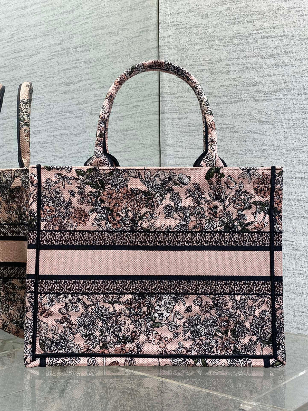 DIOR 25S LUCKY MEDIUM DIOR BOOK TOTE 36 IN PINK MULTICOLOR DIOR FLOWERS CALENDAR ALLOVER EMBROIDERY