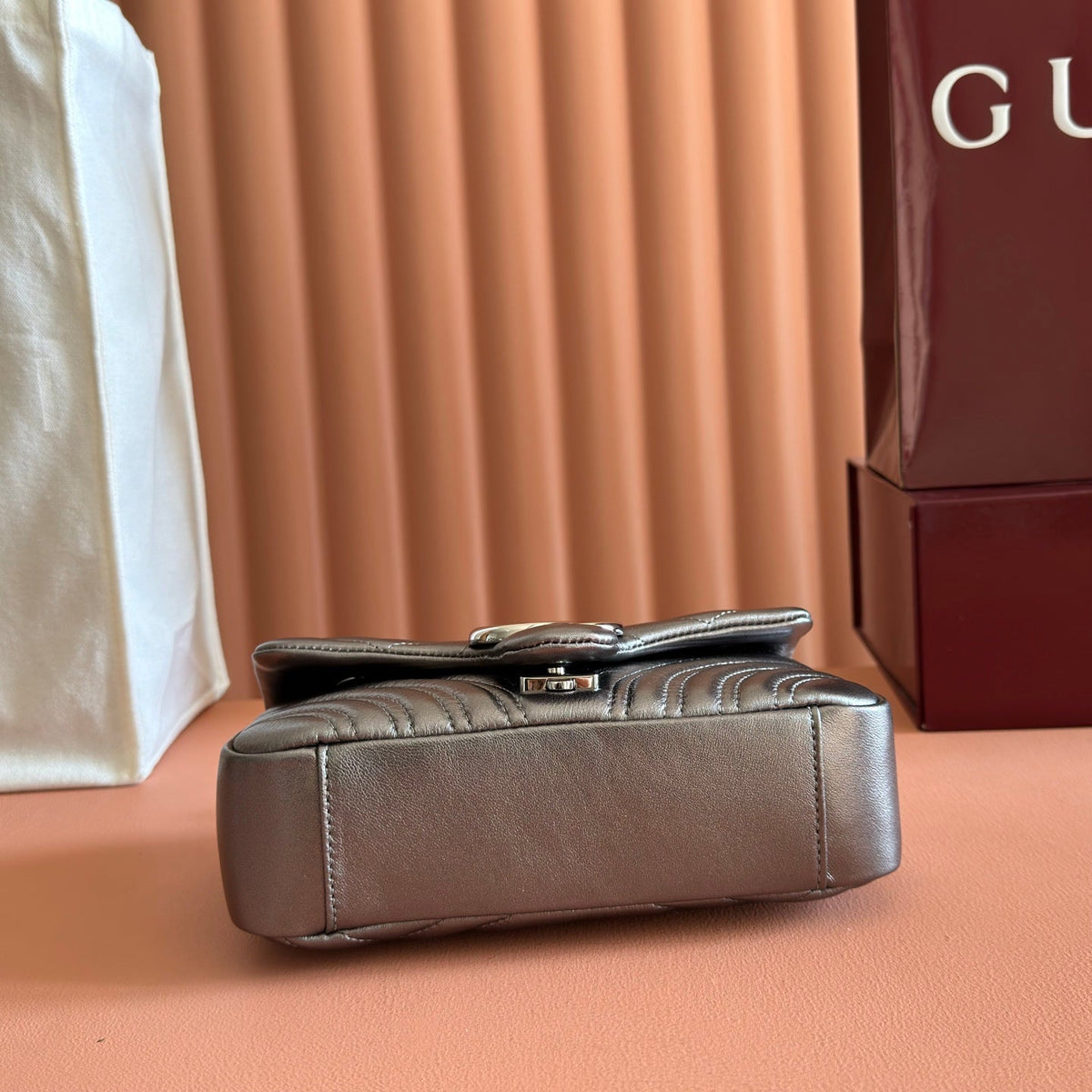 GUCCI 26S  MARMONT BAG 22 IN WARM GRAY BROWN LAMBSKIN